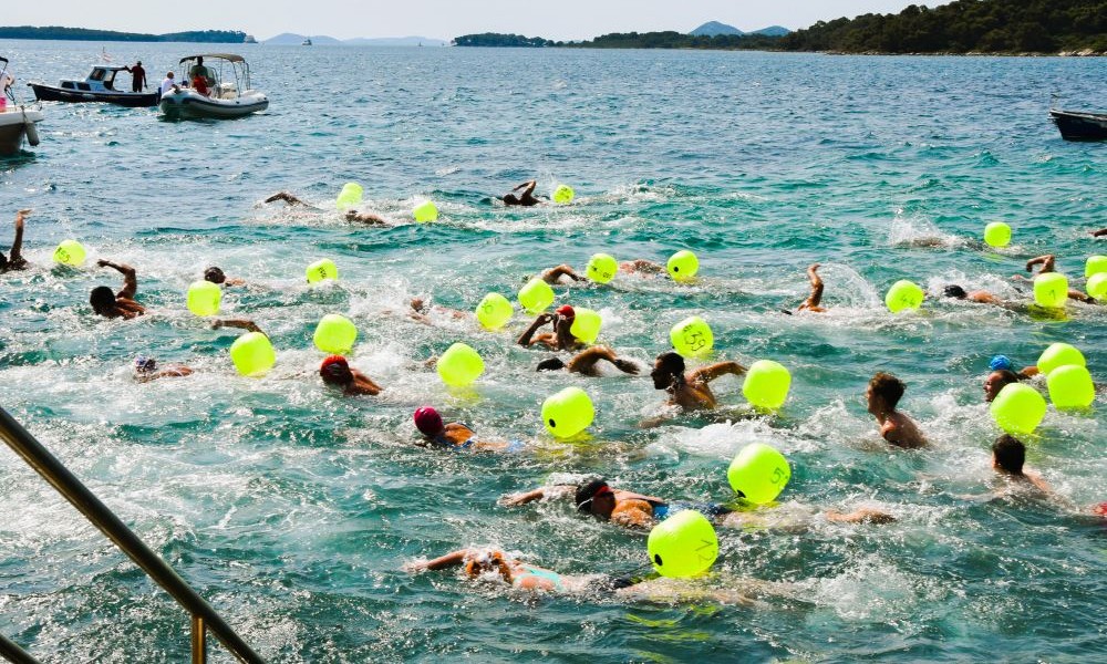 Plivački maraton Otok ljubavi